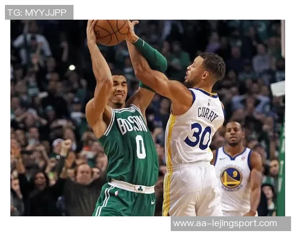 斯潘塞出战102分钟勇士每百回合净胜对手超25分展现强大实力